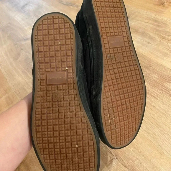 NO BOUNDARIES Slip on - Picture 4 of 4